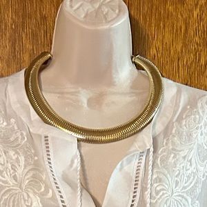 Chico’s adjustable choker